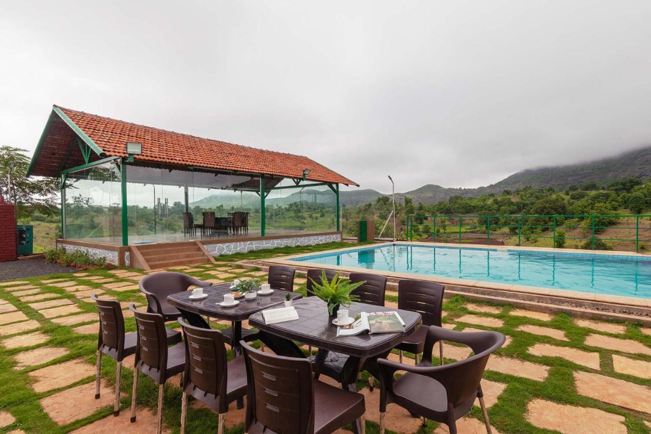 Stayvista's Ficus Farms: Mountain-View Retreat with Rustic Charm & Entertainment Igatpuri Exterior photo